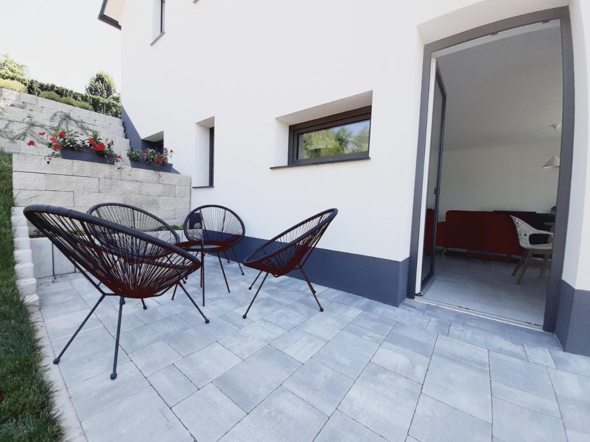 Green Bee Apartment Lesce  Esterno foto