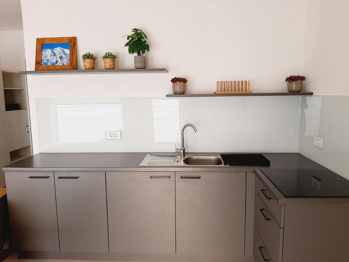 Green Bee Apartment Lesce  Esterno foto