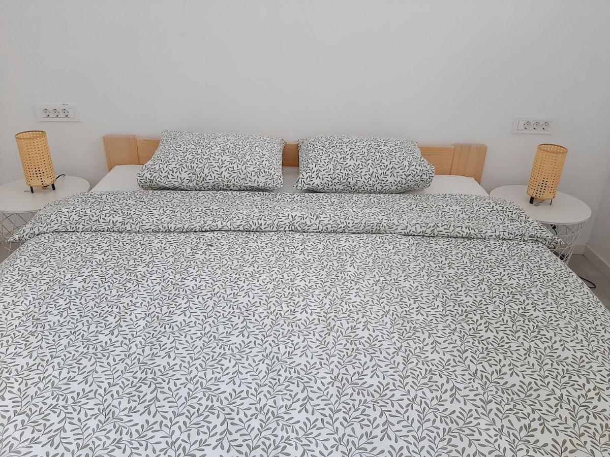Green Bee Apartment Lesce  Esterno foto