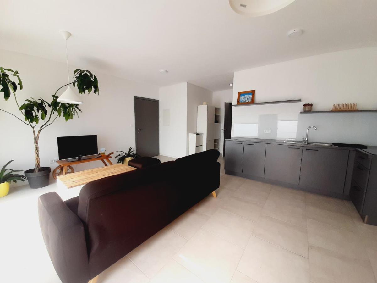 Green Bee Apartment Lesce  Esterno foto